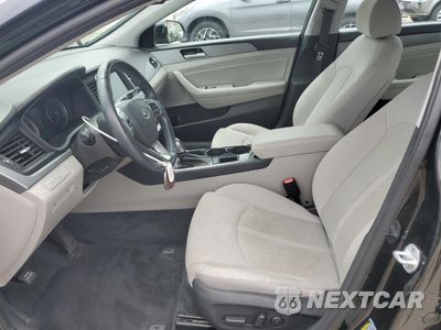 Zdjęcie 7 z 13 samochodu: 2018 HYUNDAI SONATA SPORT VIN:5NPE34AF2JH608159 - miniatura