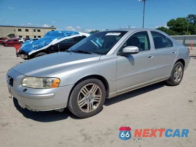 2008 VOLVO S60 2.5T YV1RS592282696714 - główne zdjęcie licytacji z USA - miniatura