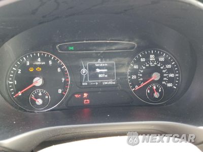 Zdjęcie 9 z 13 samochodu: 2016 KIA SORENTO LX VIN:5XYPG4A55GG147611 - miniatura