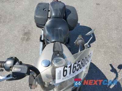 Piąte zdjęcie samochodu w środku: 2018 HARLEY-DAVIDSON FLHCS HERITAGE CLASSIC 114 VIN:1HD1YBK16JC052679 - miniatura