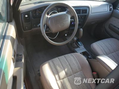 Zdjęcie 8 z 14 samochodu: 1999 TOYOTA TACOMA XTRACAB VIN:4TAWN72N7XZ560371 - miniatura