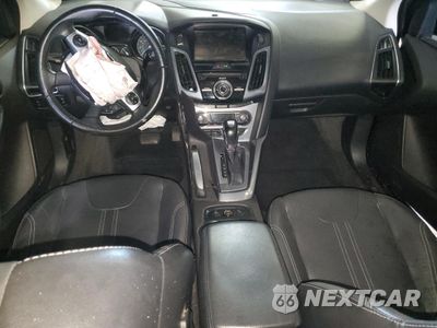 Zdjęcie 8 z 14 samochodu: 2013 FORD FOCUS TITANIUM VIN:1FADP3N24DL187939 - miniatura