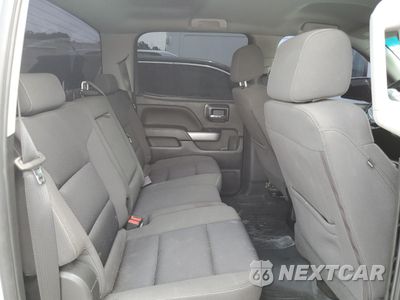 Zdjęcie 10 z 12 samochodu: 2018 CHEVROLET SILVERADO K1500 LT VIN:3GCUKREC2JG439118 - miniatura