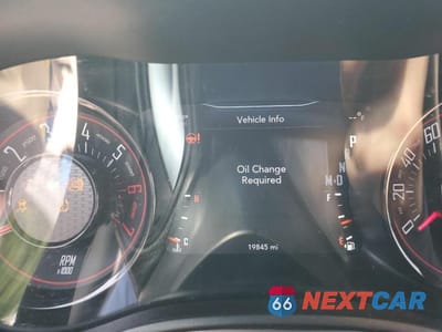 Zdjęcie 9 z 12 samochodu: 2023 DODGE CHALLENGER R/T VIN:2C3CDZBT7PH694242 - miniatura