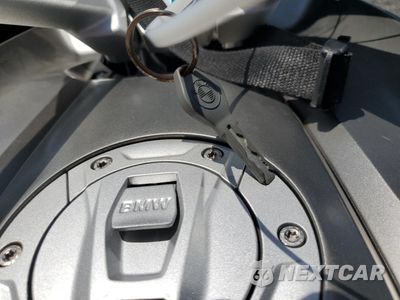 Zdjęcie 8 z 10 samochodu: 2021 BMW K1600 GTL VIN:WB10F1202M6D57944 - miniatura
