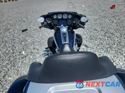 Zdjęcie 6 z 9 samochodu: 2020 HARLEY-DAVIDSON FLHTCUTG VIN:1HD1MAF13LB852882 - miniatura