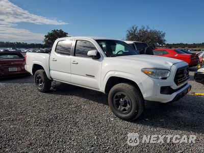 Czwarte zdjęcie samochodu z boku: 2019 TOYOTA TACOMA DOUBLE CAB VIN:5TFAX5GN9KX141061 - miniatura