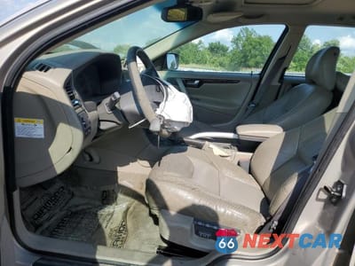 Zdjęcie 7 z 12 samochodu: 2002 VOLVO V70 XC VIN:YV1SZ58D621048659 - miniatura