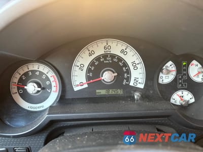 Zdjęcie 8 z 11 samochodu: 2010 TOYOTA FJ CRUISER VIN:JTEBU4BF9AK070975 - miniatura