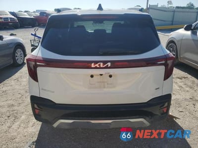 Zdjęcie 6 z 14 samochodu: 2024 KIA SELTOS S VIN:KNDEUCAAXR7557621 - miniatura