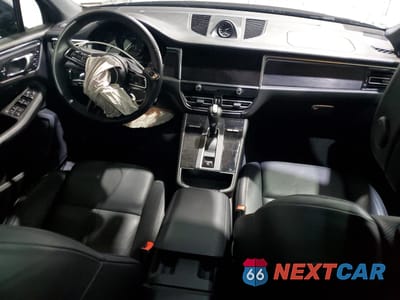 Zdjęcie 8 z 15 samochodu: 2023 PORSCHE MACAN GTS VIN:WP1AF2A59PLB57025 - miniatura