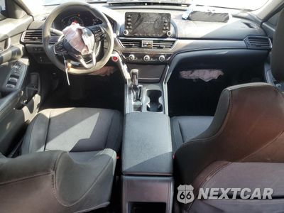 Zdjęcie 8 z 12 samochodu: 2019 HONDA ACCORD LX VIN:1HGCV1F14KA116563 - miniatura