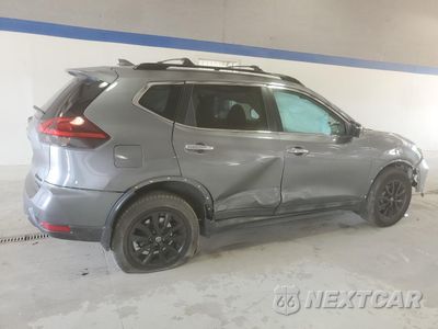 Trzecie zdjęcie samochodu z tyłu: 2018 NISSAN ROGUE S VIN:5N1AT2MV4JC755693 - miniatura
