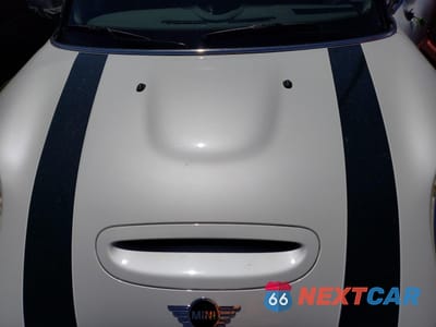 Zdjęcie 11 z 12 samochodu: 2023 MINI COOPER S VIN:WMW53DH05P2T80019 - miniatura