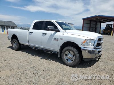 Czwarte zdjęcie samochodu z boku: 2018 RAM 3500 SLT VIN:3C63R3HT3JG274221 - miniatura