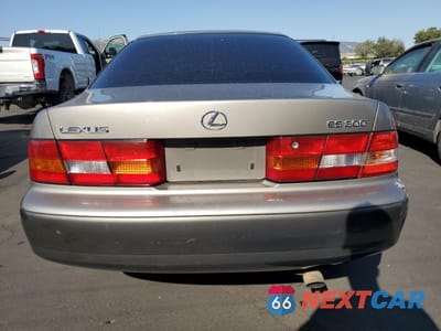 Zdjęcie 6 z 12 samochodu: 1997 LEXUS ES 300 VIN:JT8BF22GXV5000920 - miniatura