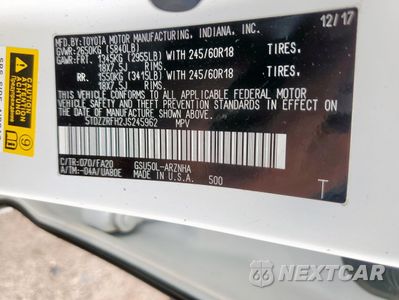 Zdjęcie 13 z 14 samochodu: 2018 TOYOTA HIGHLANDER LE VIN:5TDZZRFH2JS245962 - miniatura