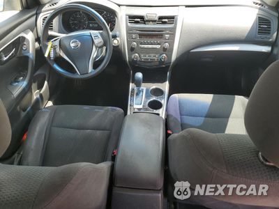 Zdjęcie 8 z 12 samochodu: 2014 NISSAN ALTIMA 2.5 VIN:1N4AL3AP7EN257293 - miniatura