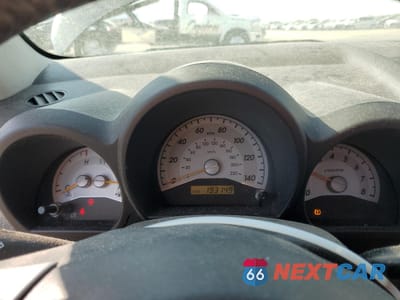 Zdjęcie 9 z 14 samochodu: 2006 TOYOTA SCION TC VIN:JTKDE167X60080924 - miniatura