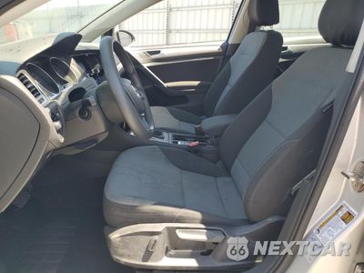 Zdjęcie 7 z 14 samochodu: 2016 VOLKSWAGEN E-GOLF SE VIN:WVWKP7AU8GW915751 - miniatura