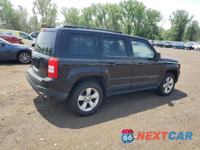 Trzecie zdjęcie samochodu z tyłu: 2012 JEEP PATRIOT SPORT VIN:1C4NJRBB6CD638322 - miniatura