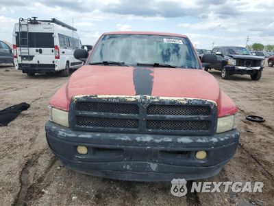 Piąte zdjęcie samochodu w środku: 1999 DODGE RAM 1500 VIN:3B7HC13Z1XG119997 - miniatura