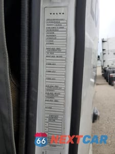 Zdjęcie 10 z 10 samochodu: 2024 VOLVO VNL SEMI TRUCK VIN:4V4NC9EJ1RN633128 - miniatura