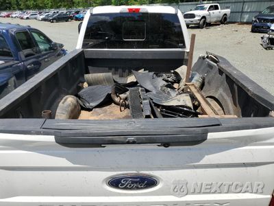 Zdjęcie 10 z 14 samochodu: 2019 FORD F350 SUPER DUTY VIN:1FT8W3DT0KEF46553 - miniatura