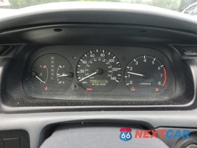 Zdjęcie 9 z 12 samochodu: 2001 TOYOTA CAMRY CE VIN:4T1BG22K51U029661 - miniatura