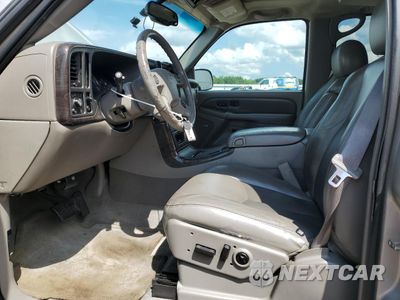 Zdjęcie 7 z 13 samochodu: 2005 GMC YUKON XL DENALI VIN:1GKFK66U95J113369 - miniatura