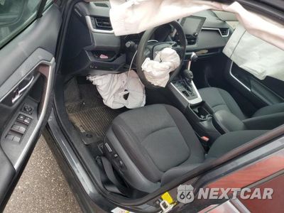 Zdjęcie 8 z 12 samochodu: 2019 TOYOTA RAV4 XLE VIN:2T3P1RFV1KW034076 - miniatura