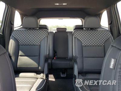 Zdjęcie 10 z 16 samochodu: 2025 GMC ACADIA DENALI VIN:1GKENRRS4SJ143373 - miniatura