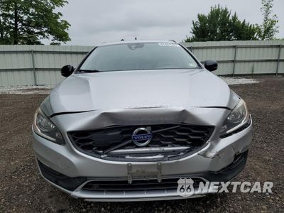 Piąte zdjęcie samochodu w środku: 2017 VOLVO V60 CROSS COUNTRY PREMIER VIN:YV440MWK3H1039525 - miniatura