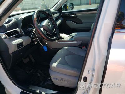 Zdjęcie 7 z 13 samochodu: 2022 TOYOTA HIGHLANDER HYBRID PLATINUM VIN:5TDFARAH5NS012746 - miniatura