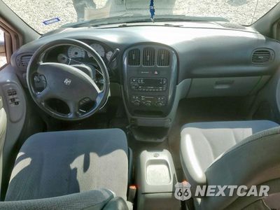 Zdjęcie 8 z 13 samochodu: 2005 DODGE GRAND CARAVAN SXT VIN:2D4GP44L45R103623 - miniatura