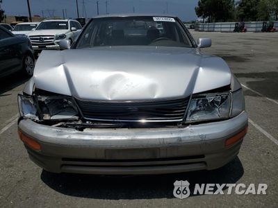 Piąte zdjęcie samochodu w środku: 1997 LEXUS LS 400 VIN:JT8BH28F9V0077106 - miniatura