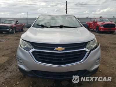 Piąte zdjęcie samochodu w środku: 2018 CHEVROLET EQUINOX LS VIN:3GNAXHEV6JS501995 - miniatura