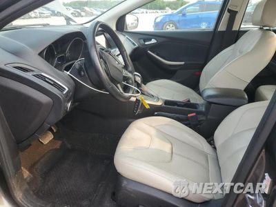Zdjęcie 13 z 26 samochodu: 2018 FORD FOCUS TITANIUM VIN:1FADP3J22JL280959 - miniatura