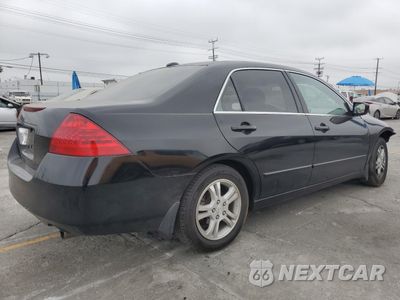 Trzecie zdjęcie samochodu z tyłu: 2007 HONDA ACCORD EX VIN:1HGCM56837A178597 - miniatura