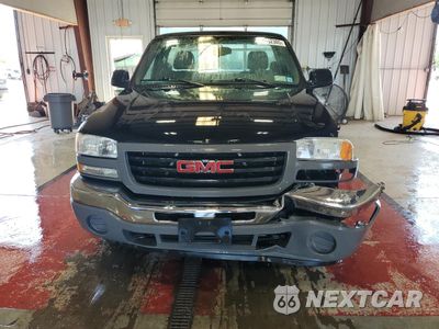 Piąte zdjęcie samochodu w środku: 2005 GMC NEW SIERRA C1500 VIN:1GTEC14X05Z335742 - miniatura