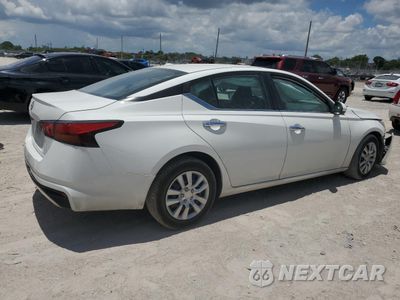 Trzecie zdjęcie samochodu z tyłu: 2019 NISSAN ALTIMA S VIN:1N4BL4BV2KN323588 - miniatura