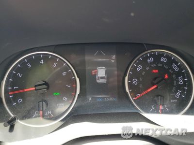 Zdjęcie 9 z 16 samochodu: 2019 TOYOTA RAV4 XLE VIN:JTMW1RFV2KD031213 - miniatura