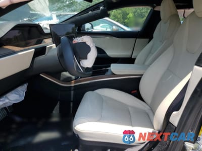Zdjęcie 7 z 12 samochodu: 2022 TESLA MODEL S VIN:5YJSA1E52NF486951 - miniatura