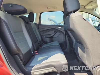Zdjęcie 10 z 12 samochodu: 2016 FORD ESCAPE SE VIN:1FMCU0G70GUB52962 - miniatura