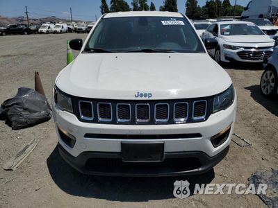 Piąte zdjęcie samochodu w środku: 2018 JEEP COMPASS SPORT VIN:3C4NJCAB4JT408512 - miniatura
