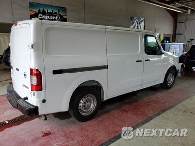 Trzecie zdjęcie samochodu z tyłu: 2017 NISSAN NV 1500 S VIN:1N6BF0KM0HN800784 - miniatura