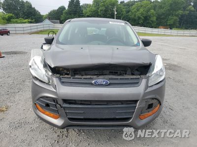 Piąte zdjęcie samochodu w środku: 2013 FORD ESCAPE S VIN:1FMCU0F7XDUB43425 - miniatura