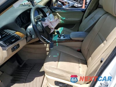 Zdjęcie 7 z 14 samochodu: 2008 BMW X5 4.8I VIN:5UXFE83548L167603 - miniatura