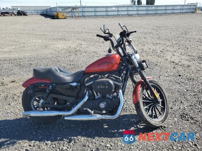 2013 HARLEY-DAVIDSON XL883 IRON 883 1HD4LE215DC402420 - główne zdjęcie licytacji z USA - miniatura