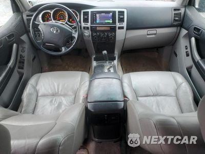 Zdjęcie 8 z 13 samochodu: 2004 TOYOTA 4RUNNER LIMITED VIN:JTEBU17R648020277 - miniatura